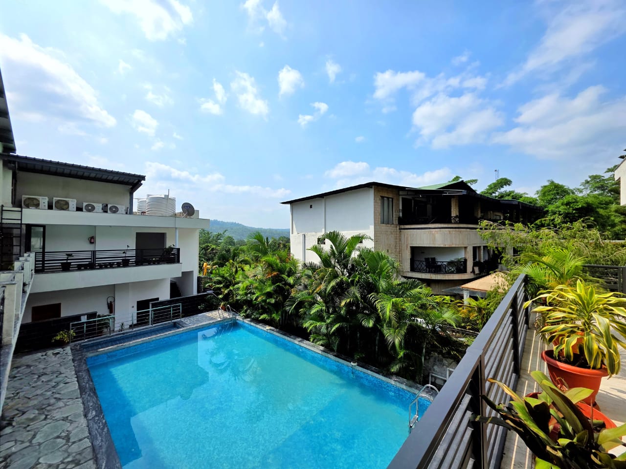 Poolside Wedding Venue Corbett